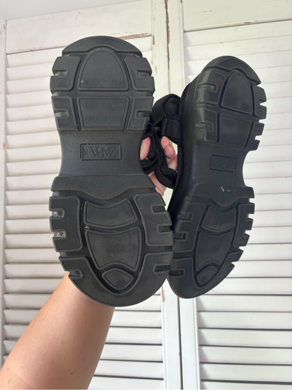 Zara Black Chunky Strappy Platform Sandal Sandal EU 38 - Picture 9 of 9